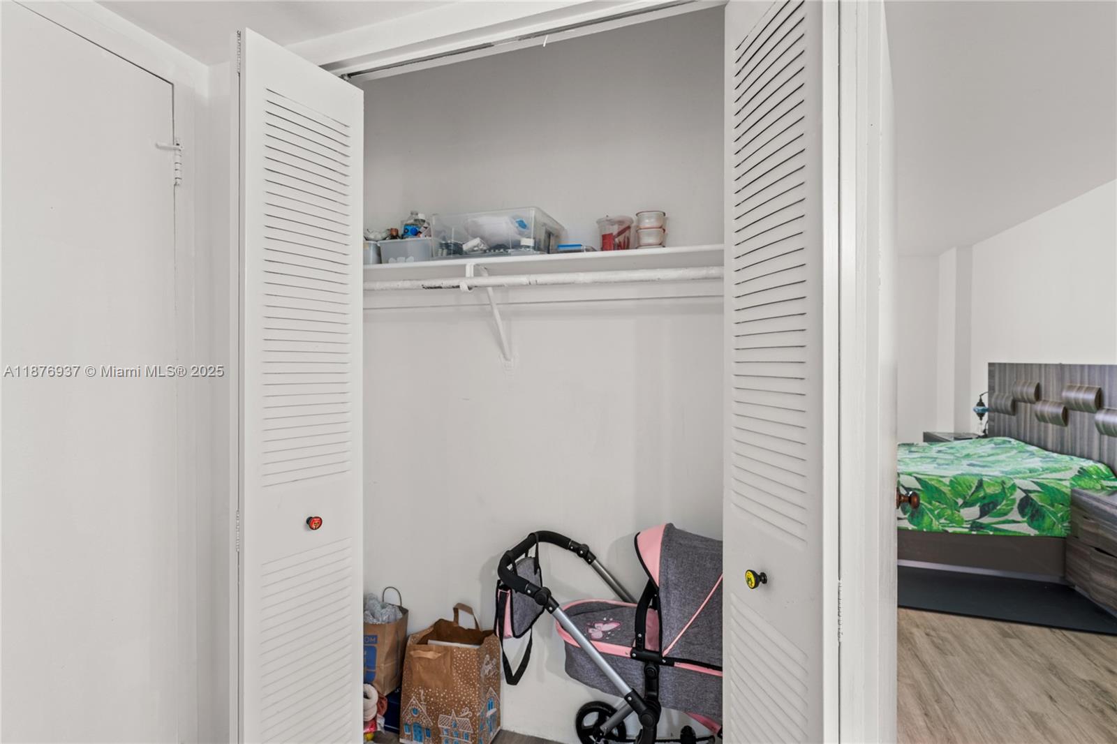 ARLEN HOUSE EAST CONDO - Residential
