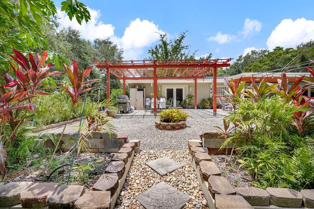 HALLMARK HEIGHTS ESTATES - Residential