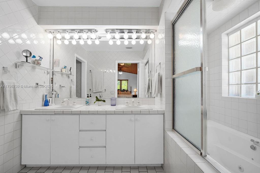 HALLMARK HEIGHTS ESTATES - Residential