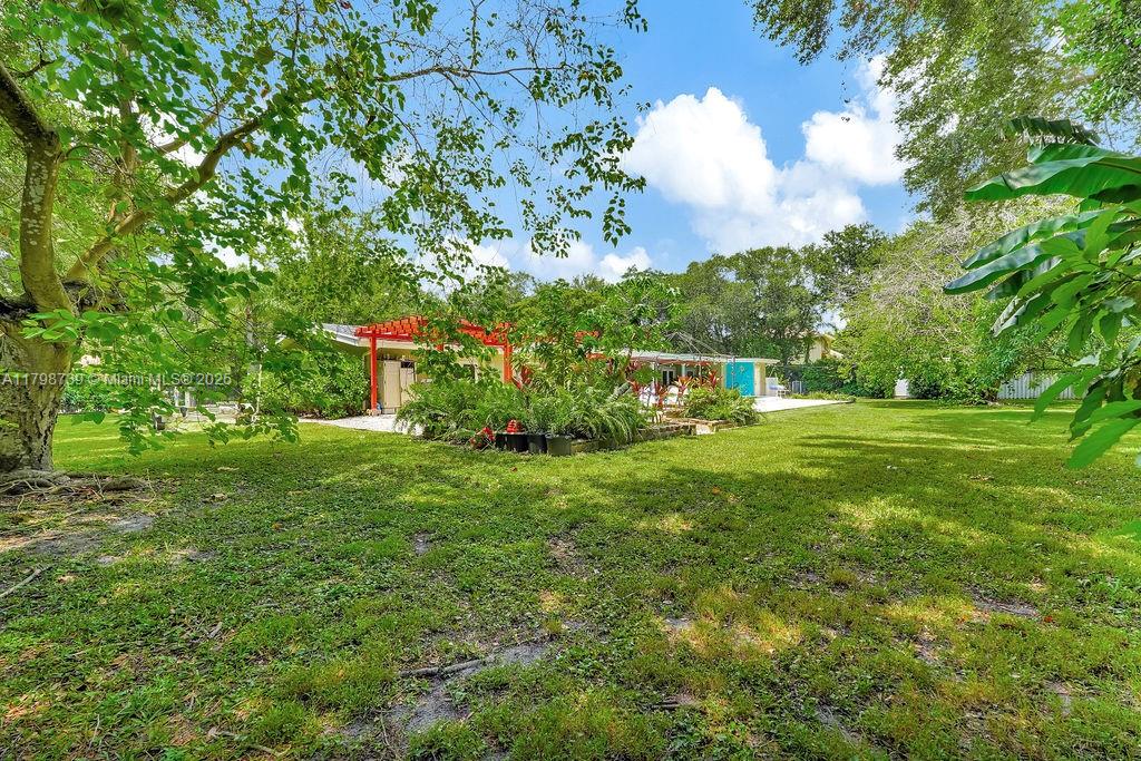 HALLMARK HEIGHTS ESTATES - Residential