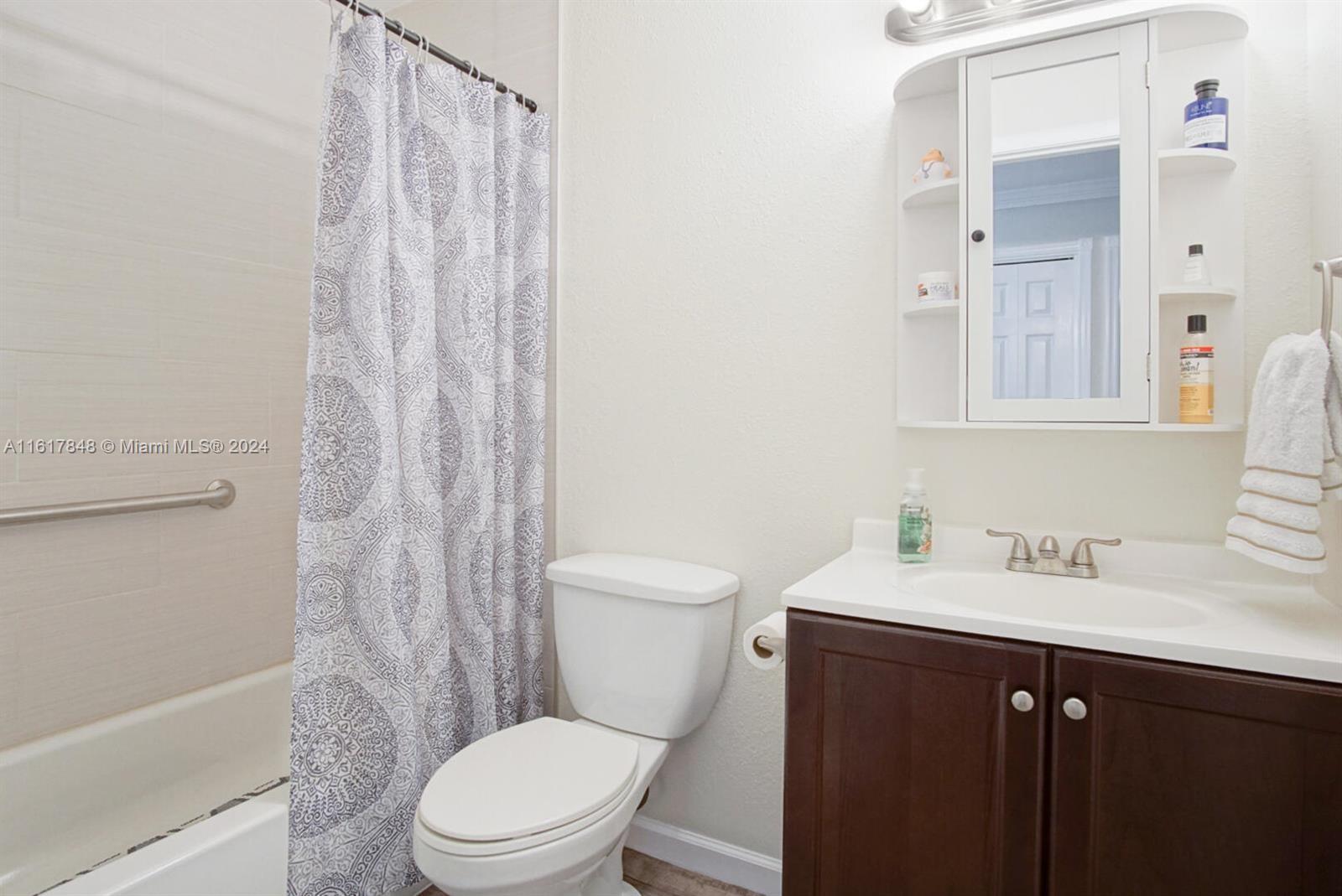 PORT ST LUCIE SECTION 13 - Residential Lease