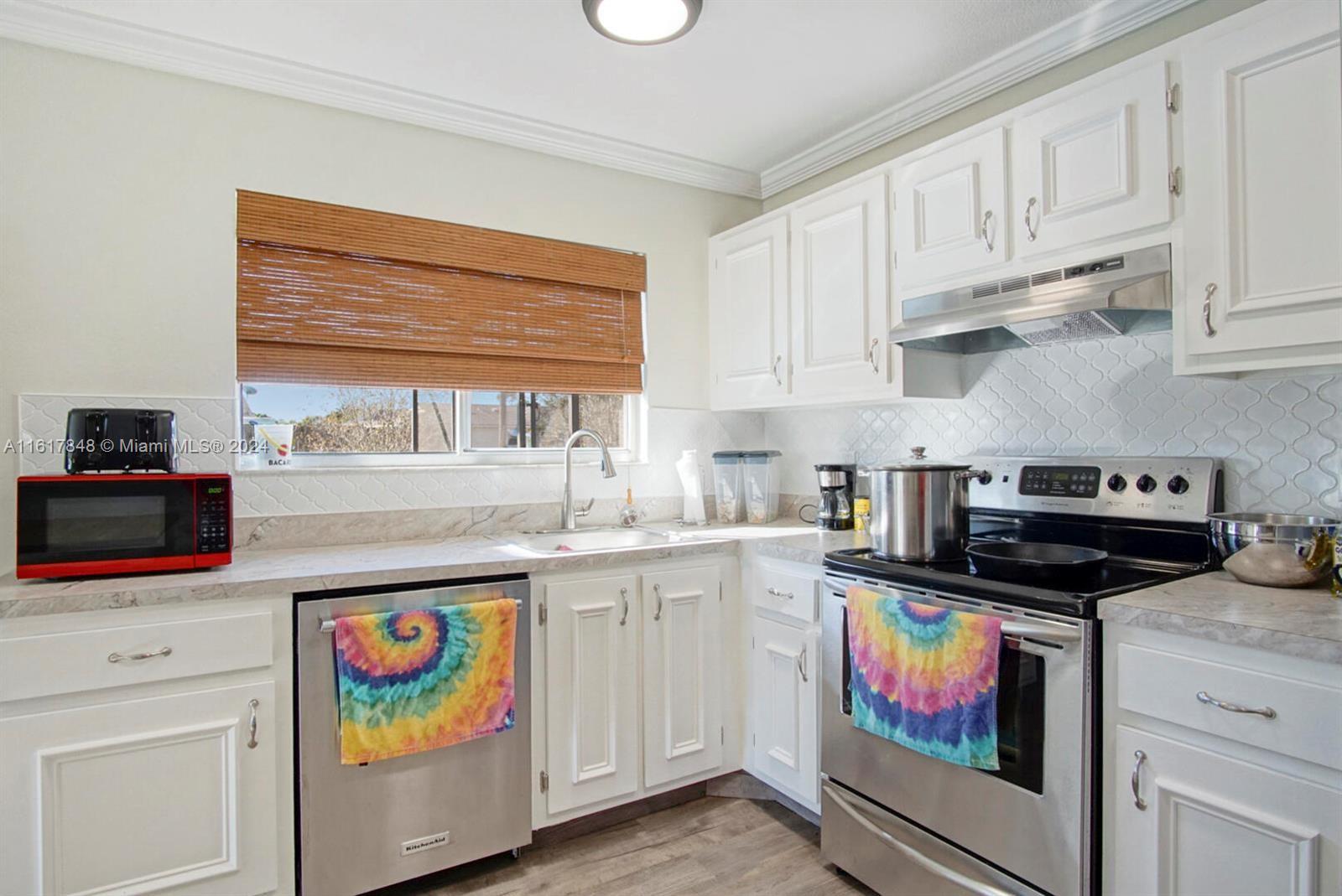PORT ST LUCIE SECTION 13 - Residential Lease