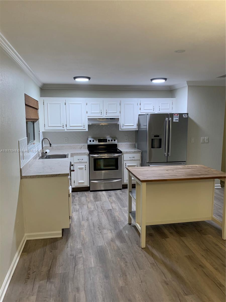 PORT ST LUCIE SECTION 13 - Residential Lease