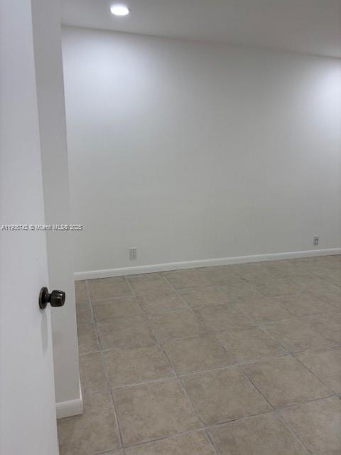 PINES OF CORAL SPRINGS II - Residential Lease