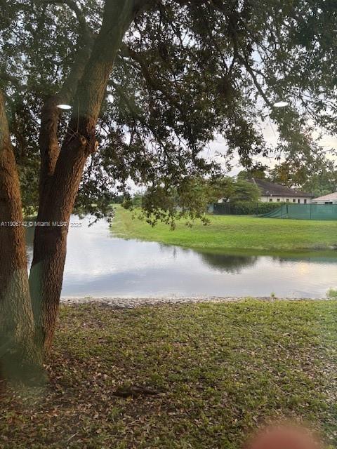 PINES OF CORAL SPRINGS II - Residential Lease