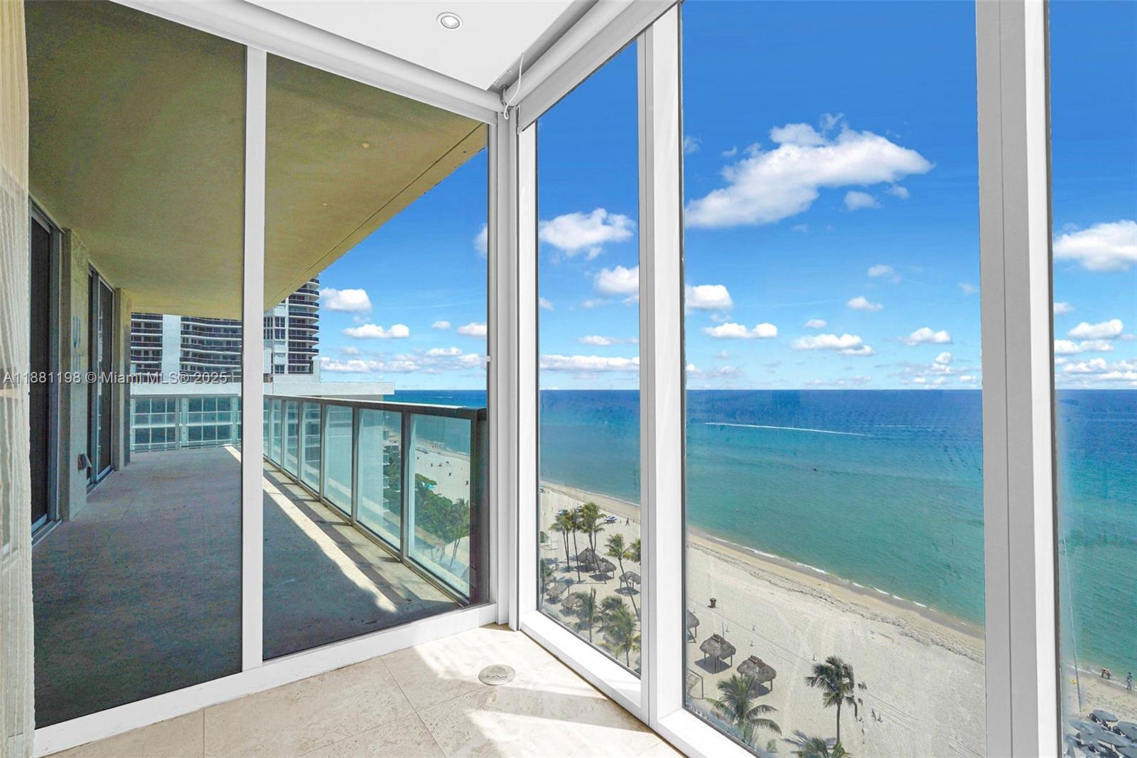 LA PERLA CONDO - Residential Lease