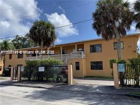 6170 SW 62nd Ter 4 South Miami FL 33143