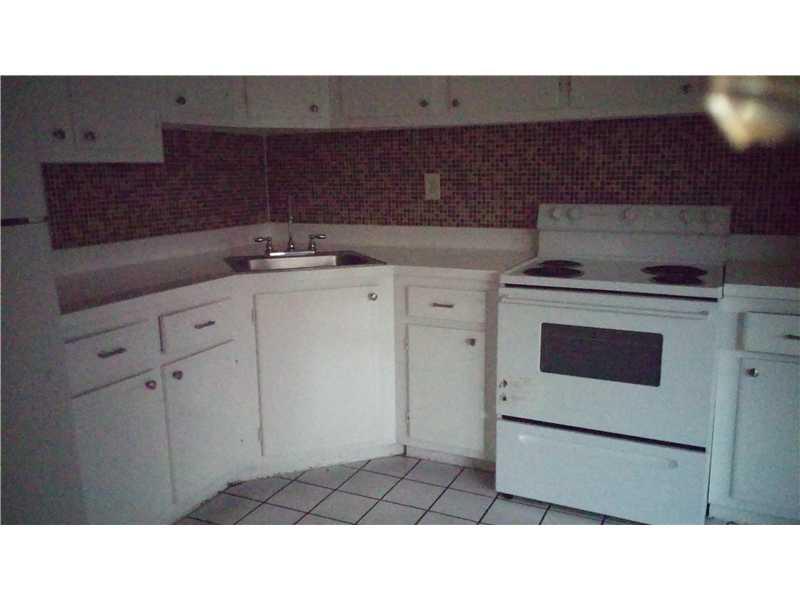 LYNN PARK REPLAT 62-22 B - Residential Lease