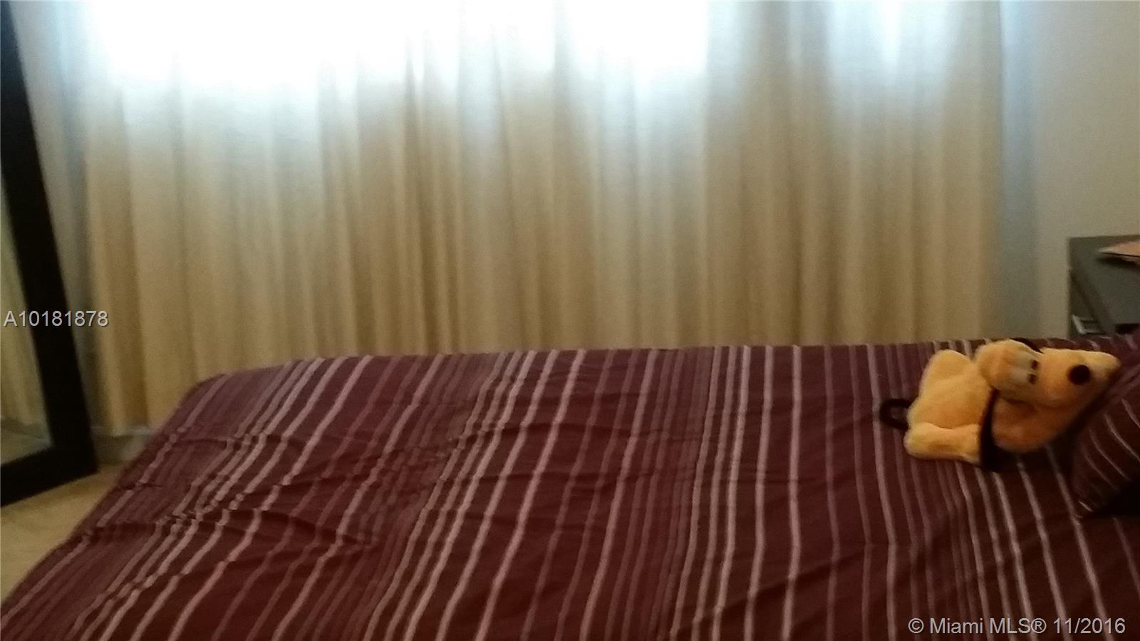 Turnberry On The Green Co - Residential Lease