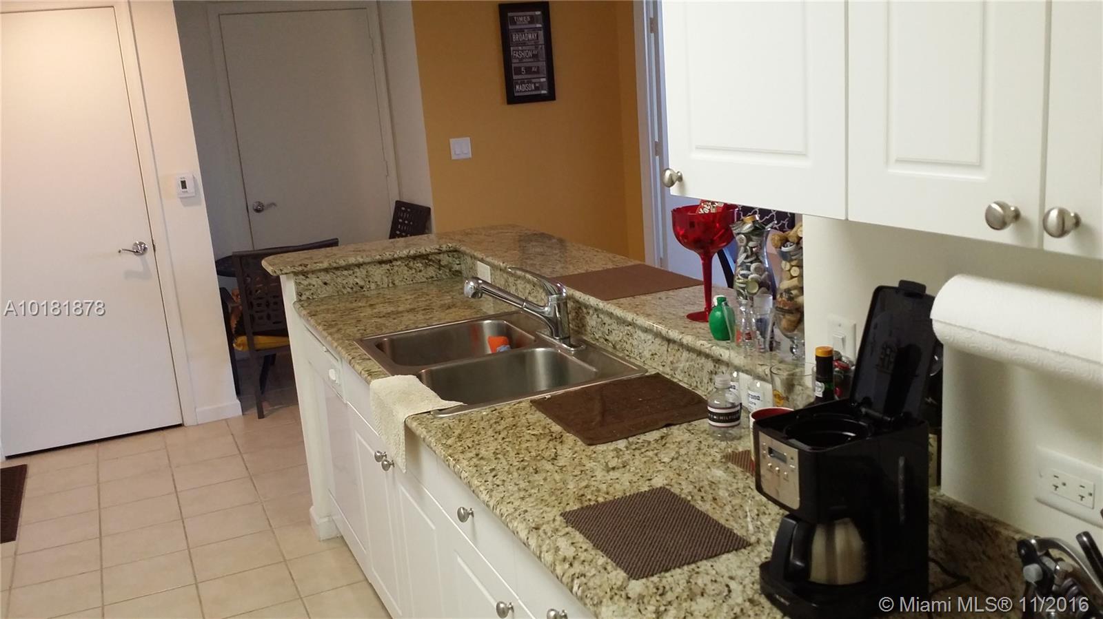 Turnberry On The Green Co - Residential Lease