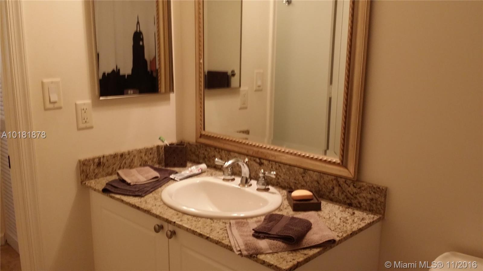 Turnberry On The Green Co - Residential Lease