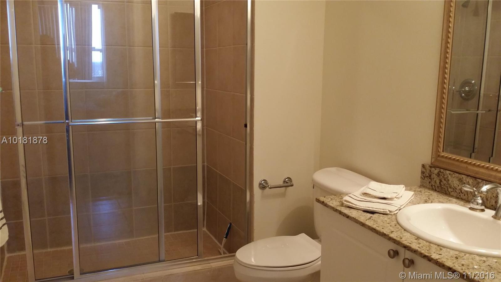 Turnberry On The Green Co - Residential Lease