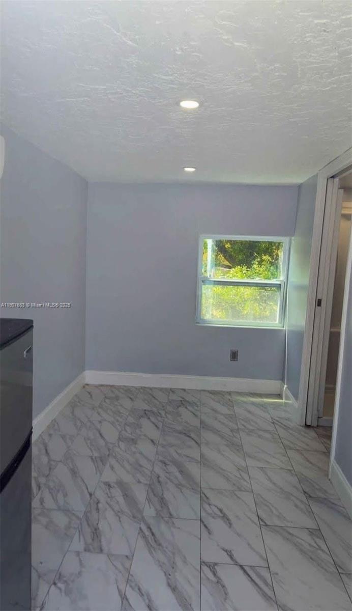 INLET GROVE - Residential Lease