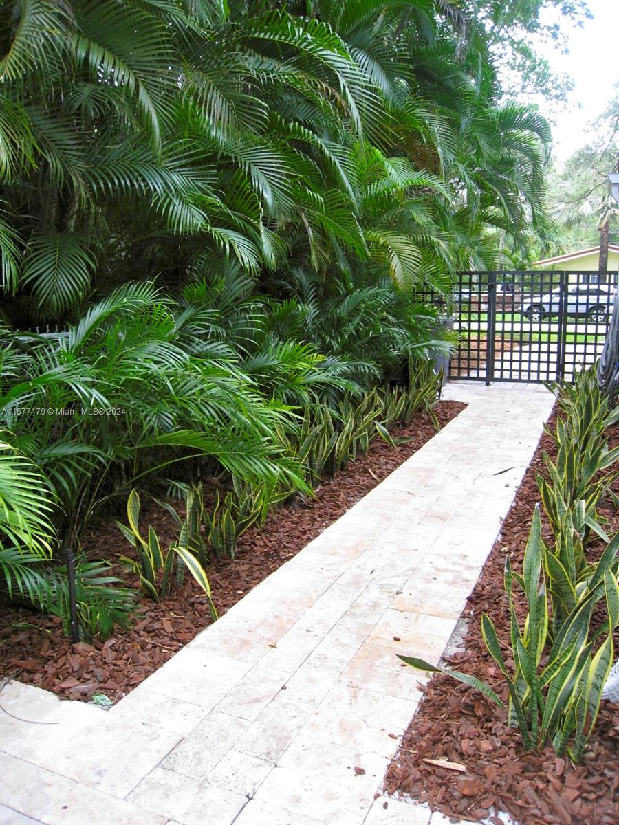 AMD & CORR PLAT OF SUNRIS - Residential