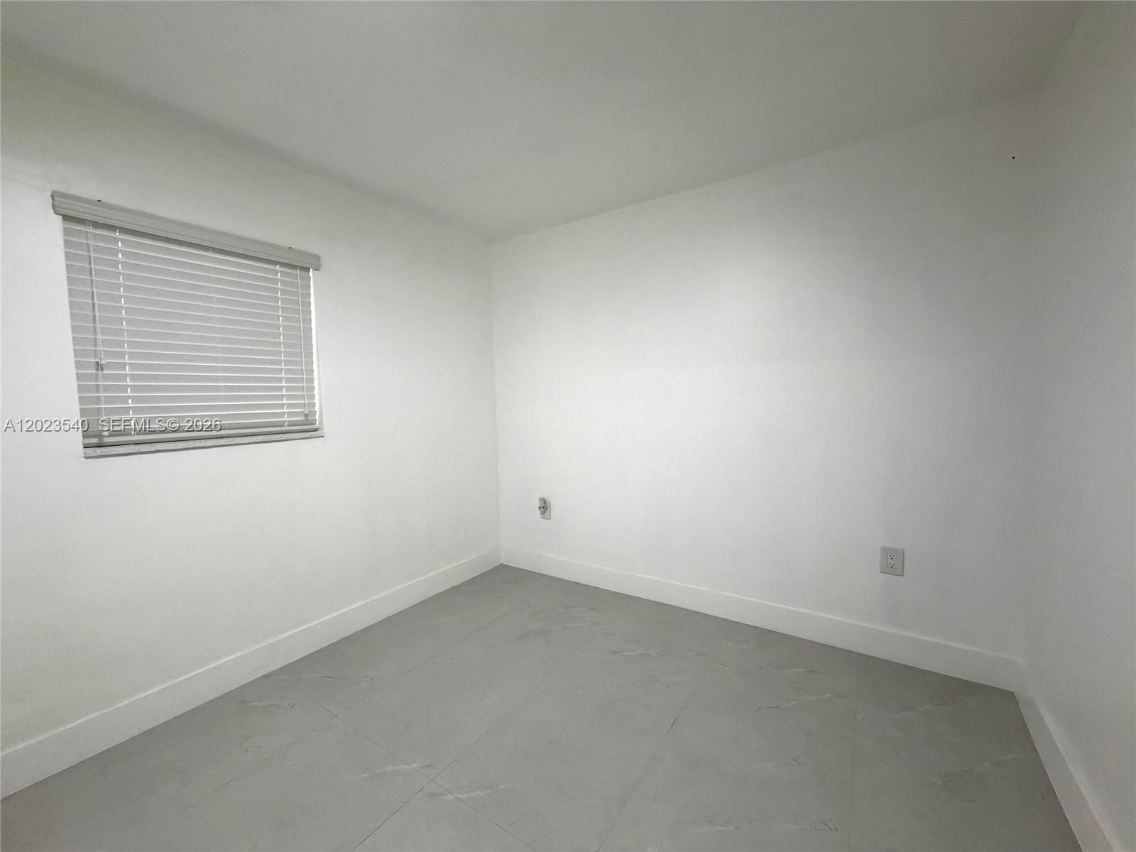 MYRTLE GROVE - Residential