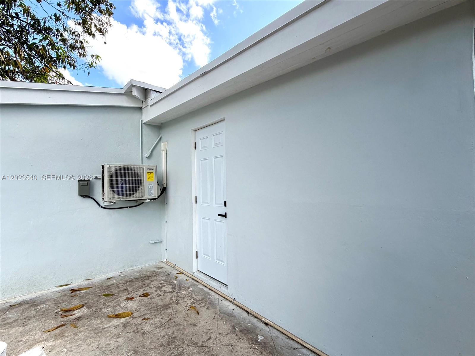 MYRTLE GROVE - Residential