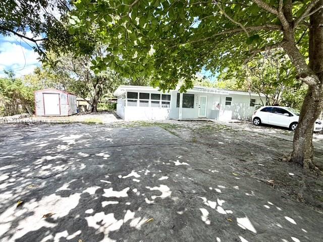 MYRTLE GROVE - Residential