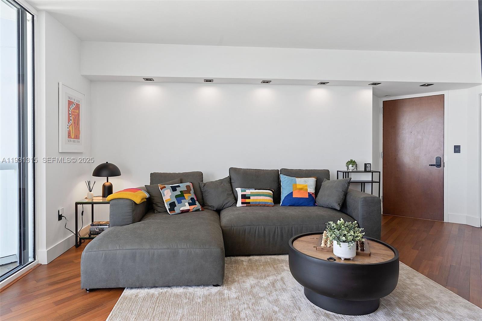 AKOYA CONDO - Residential Lease