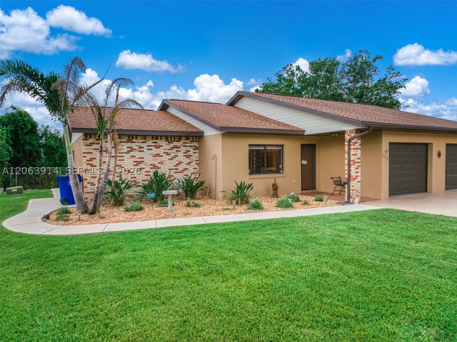 2418 Hidden Creek Cir