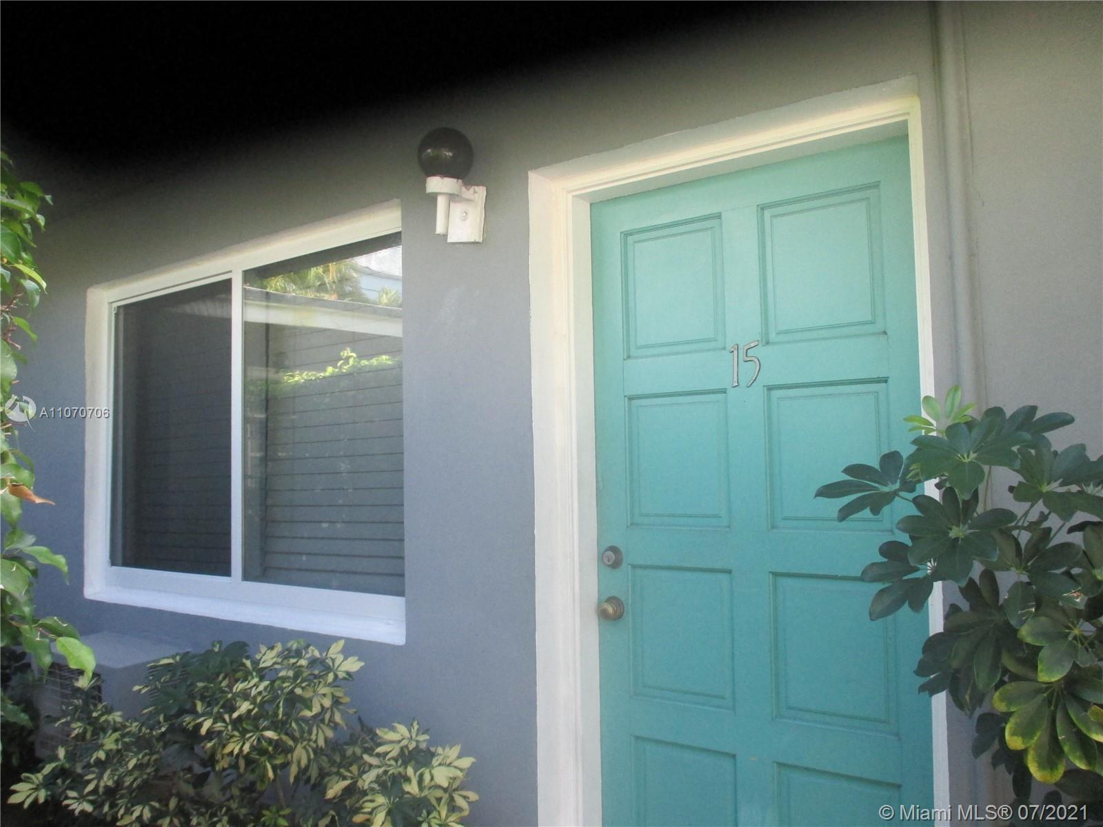 325 FERNWOOD ROAD CONDO - Residential Lease