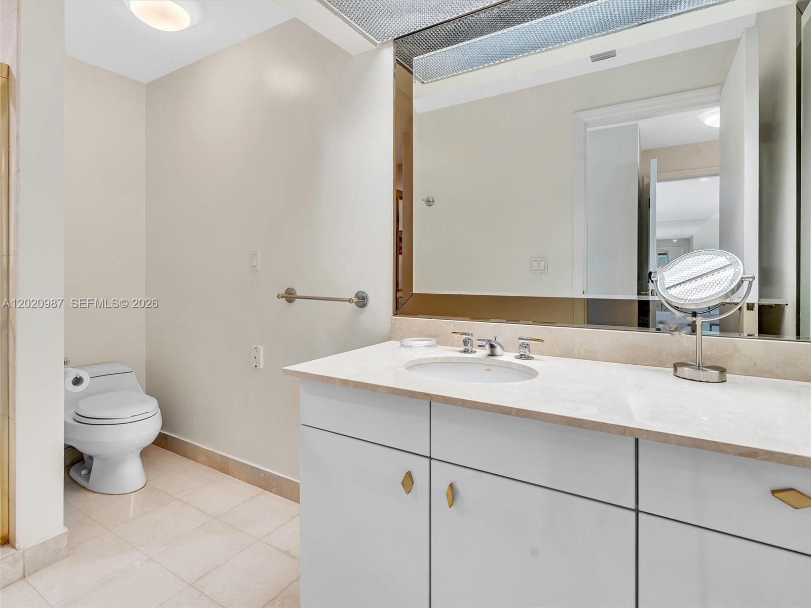 THE PALACE AT BAL HARBOUR - Residential