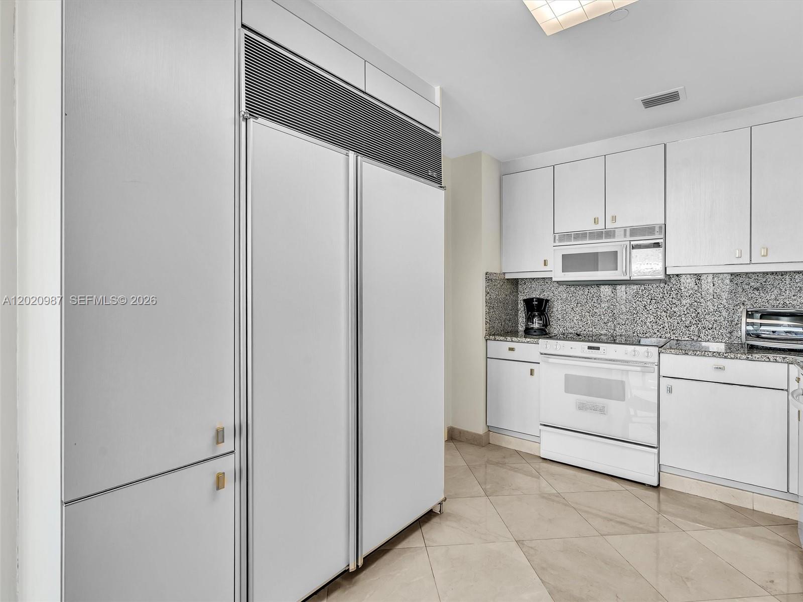 THE PALACE AT BAL HARBOUR - Residential