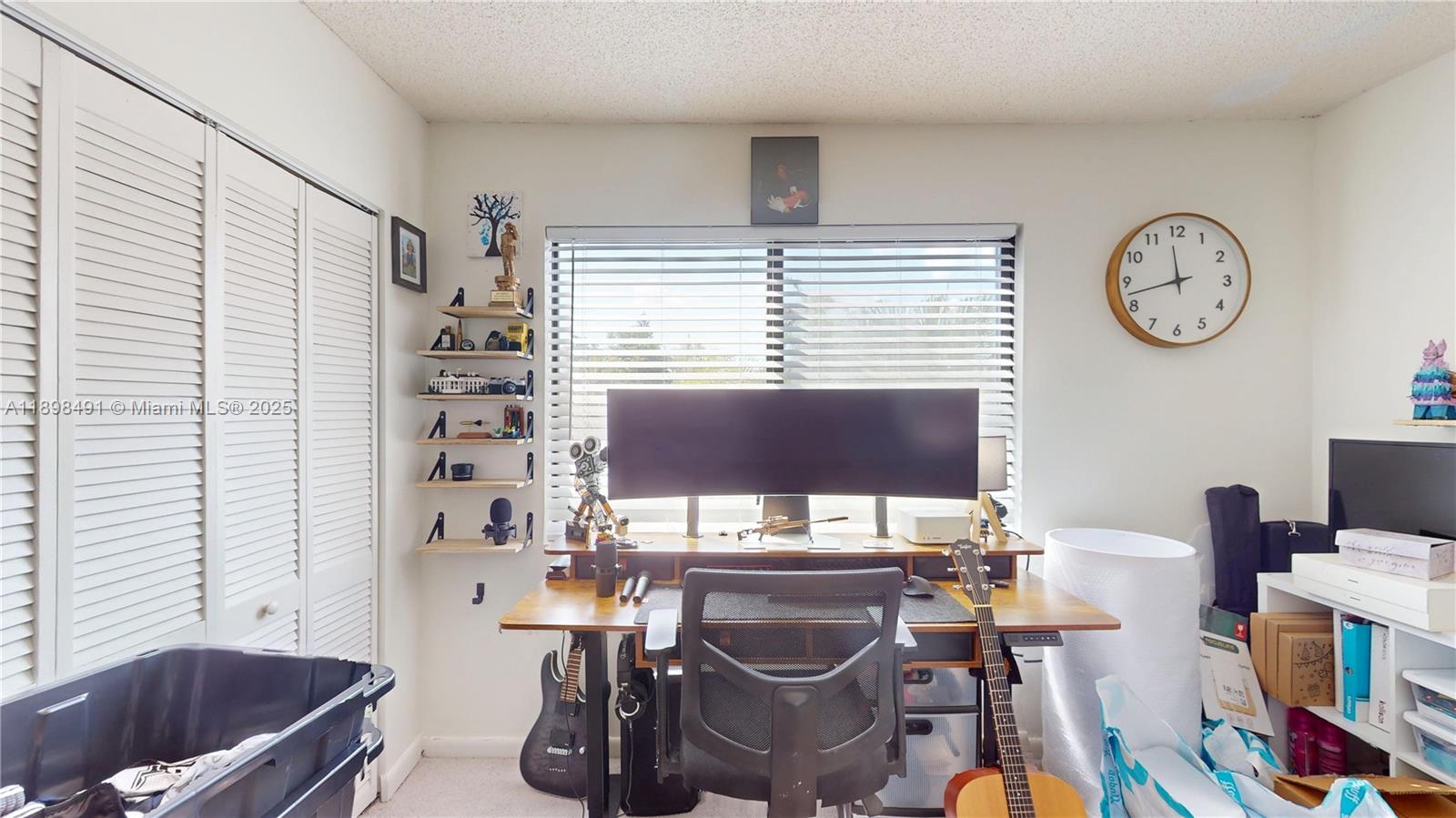 KENLAND COURT - Residential