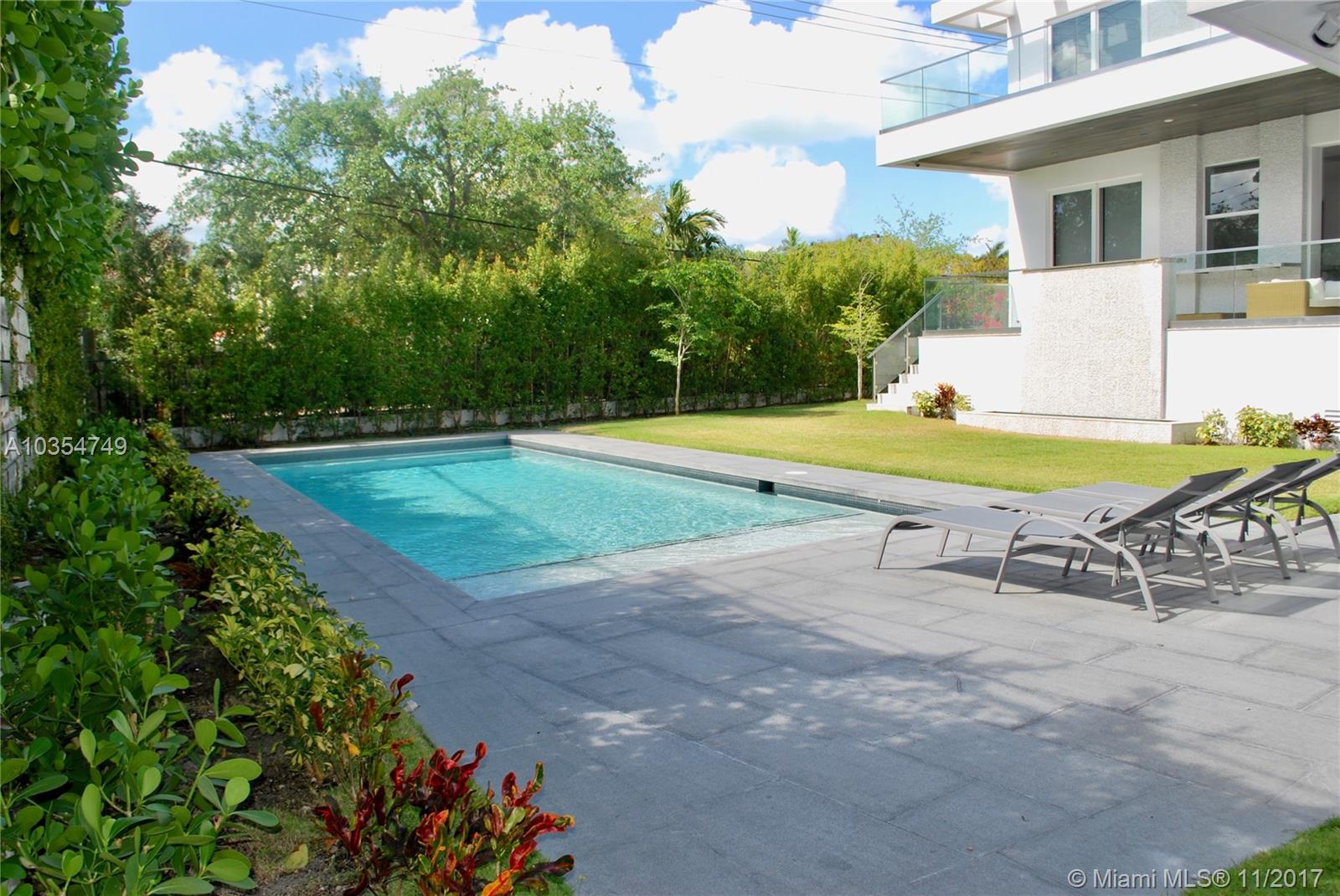 Tropical Isle Homes Sub - Residential