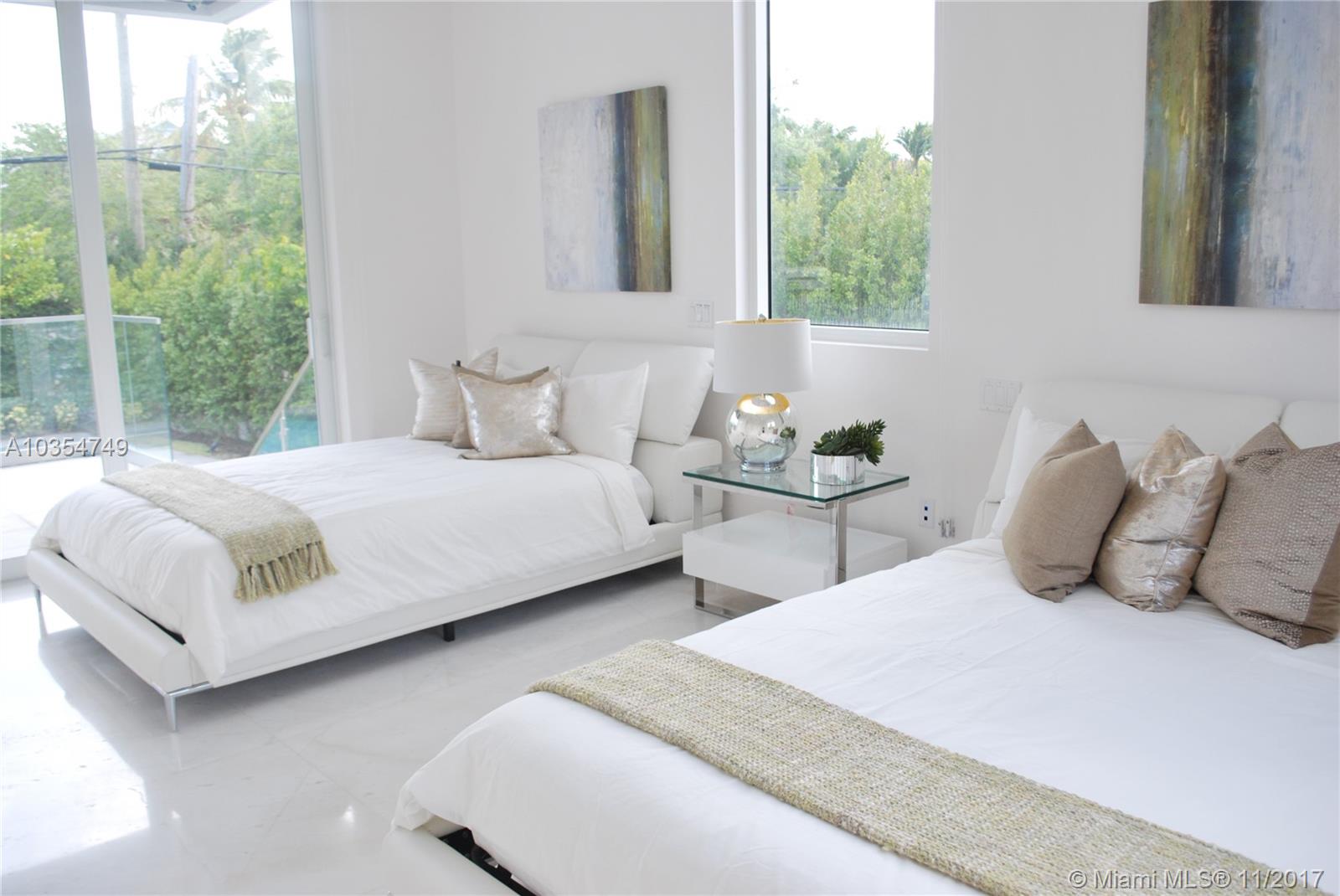 Tropical Isle Homes Sub - Residential