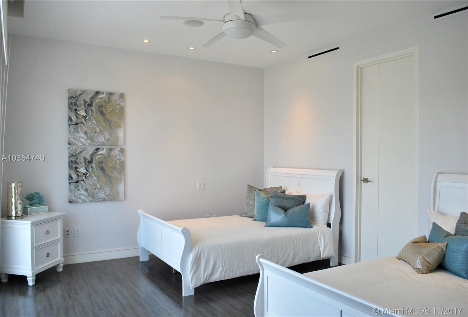 Tropical Isle Homes Sub - Residential