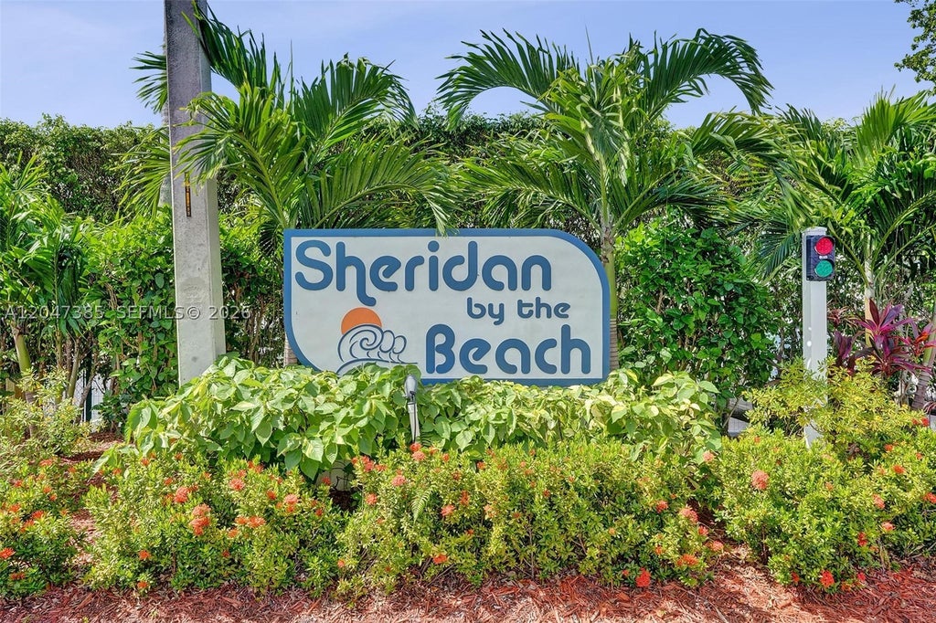 Photo of 1430 Sheridan St #1G, Hollywood, FL 33020 (MLS # A12047385)