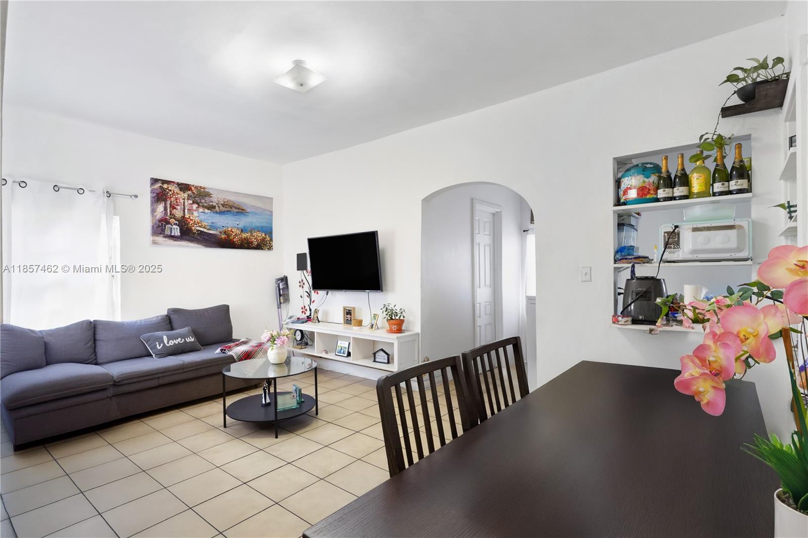 PALM GROVE - Residential Income