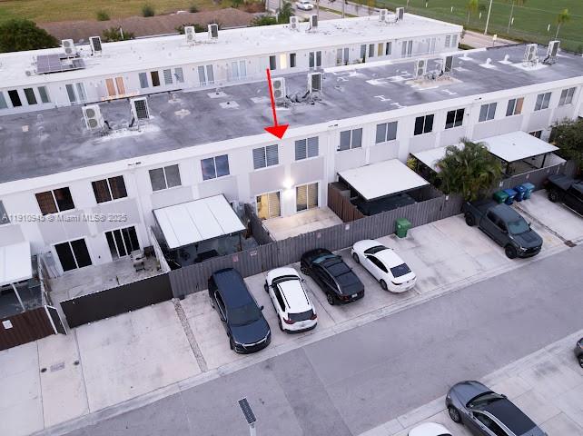 VITTORIA GARDENS - Residential