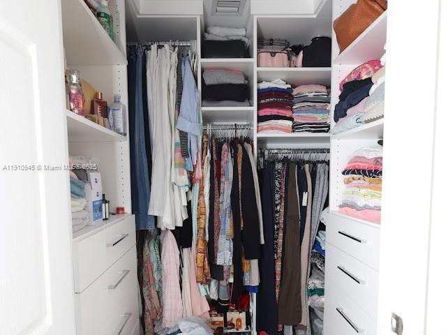 VITTORIA GARDENS - Residential