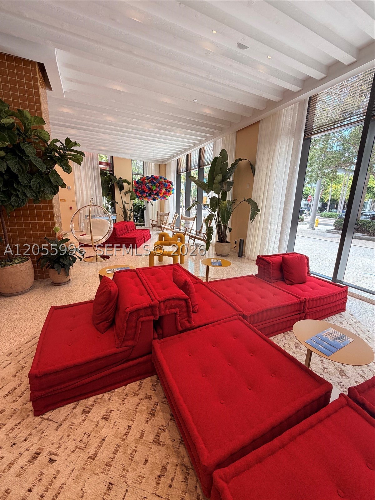 90 NE 32 STREET 823