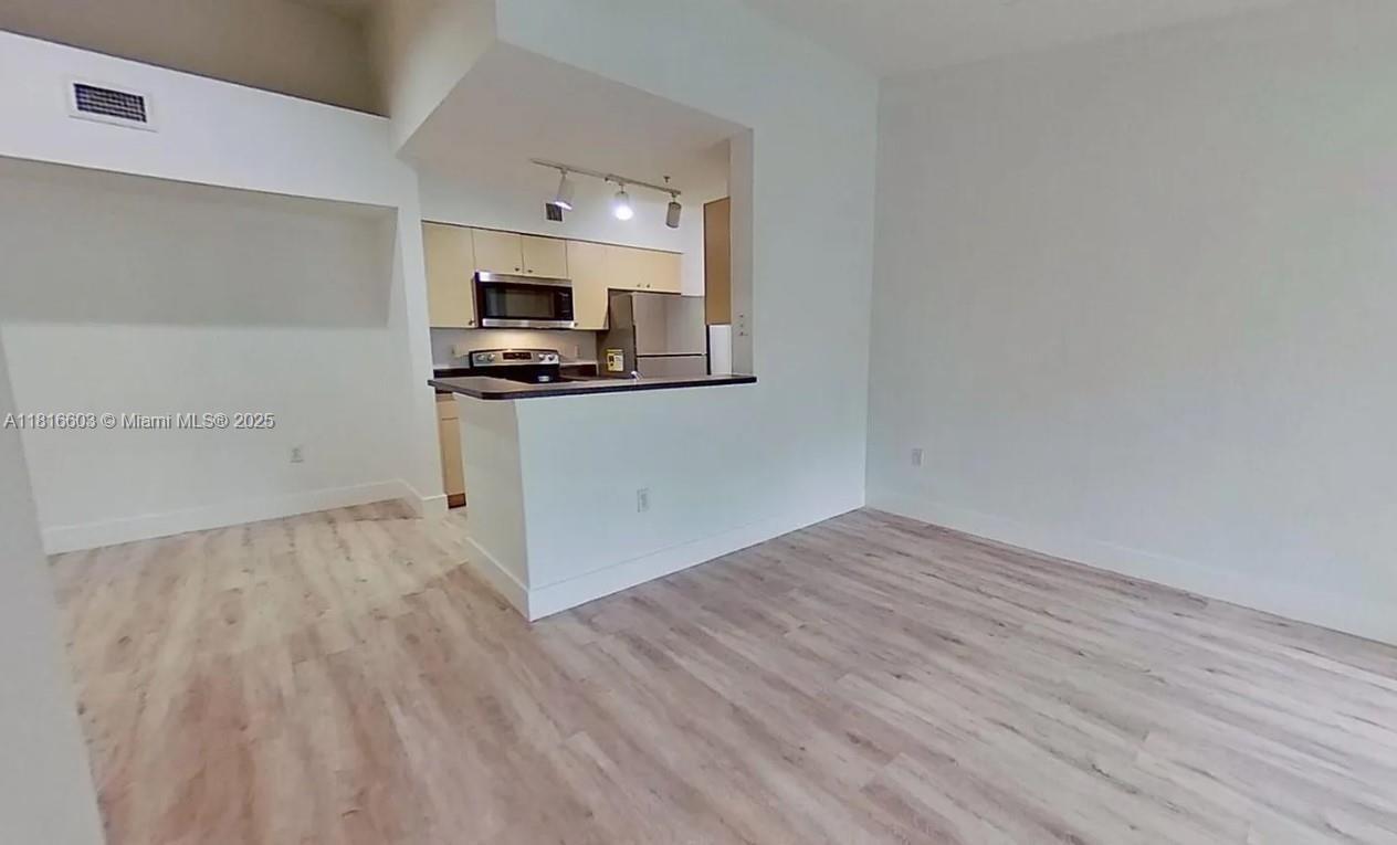 AVENTINE AT MIRAMAR CONDO - Residential Lease