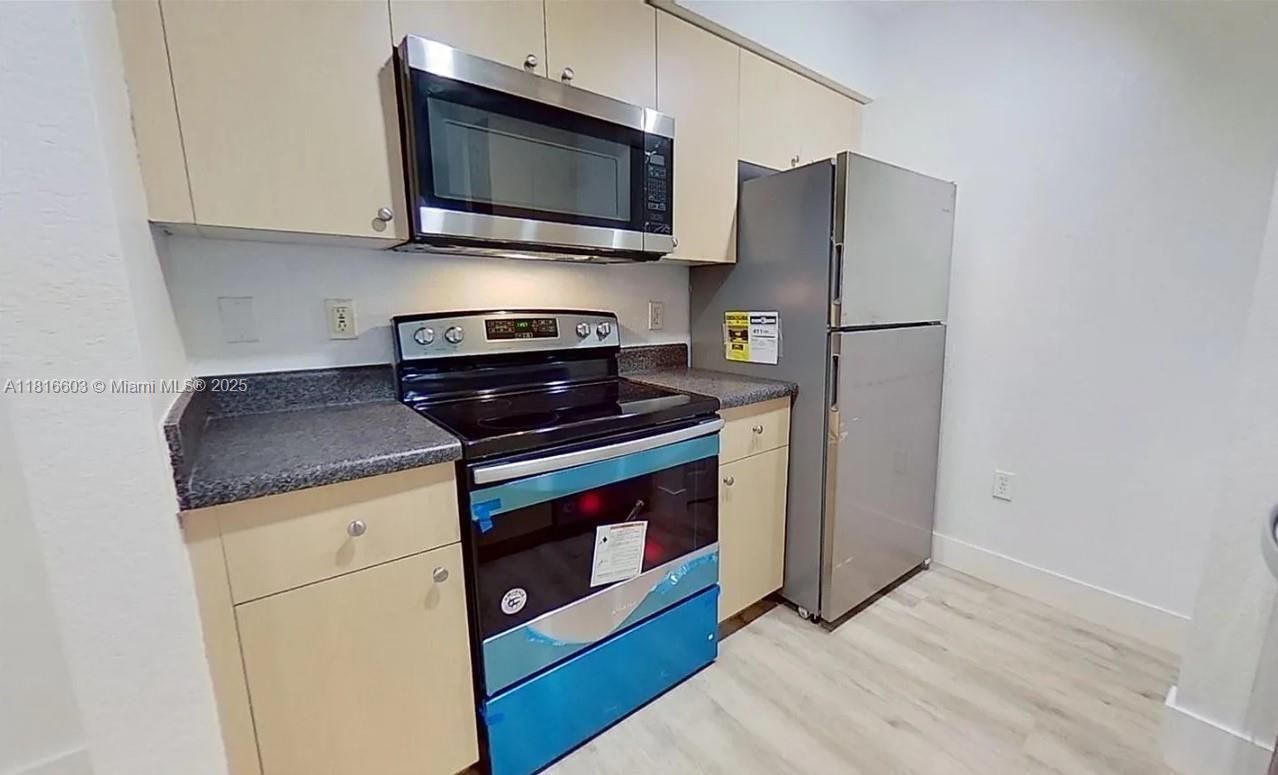 AVENTINE AT MIRAMAR CONDO - Residential Lease