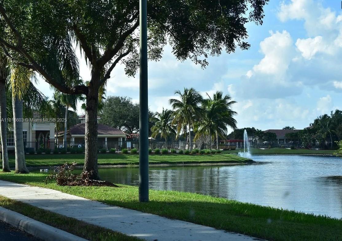AVENTINE AT MIRAMAR CONDO - Residential Lease
