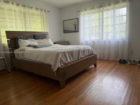 Tiny photo for 2 NE 110th St, Miami Shores, FL 33161 (MLS # A12026636)