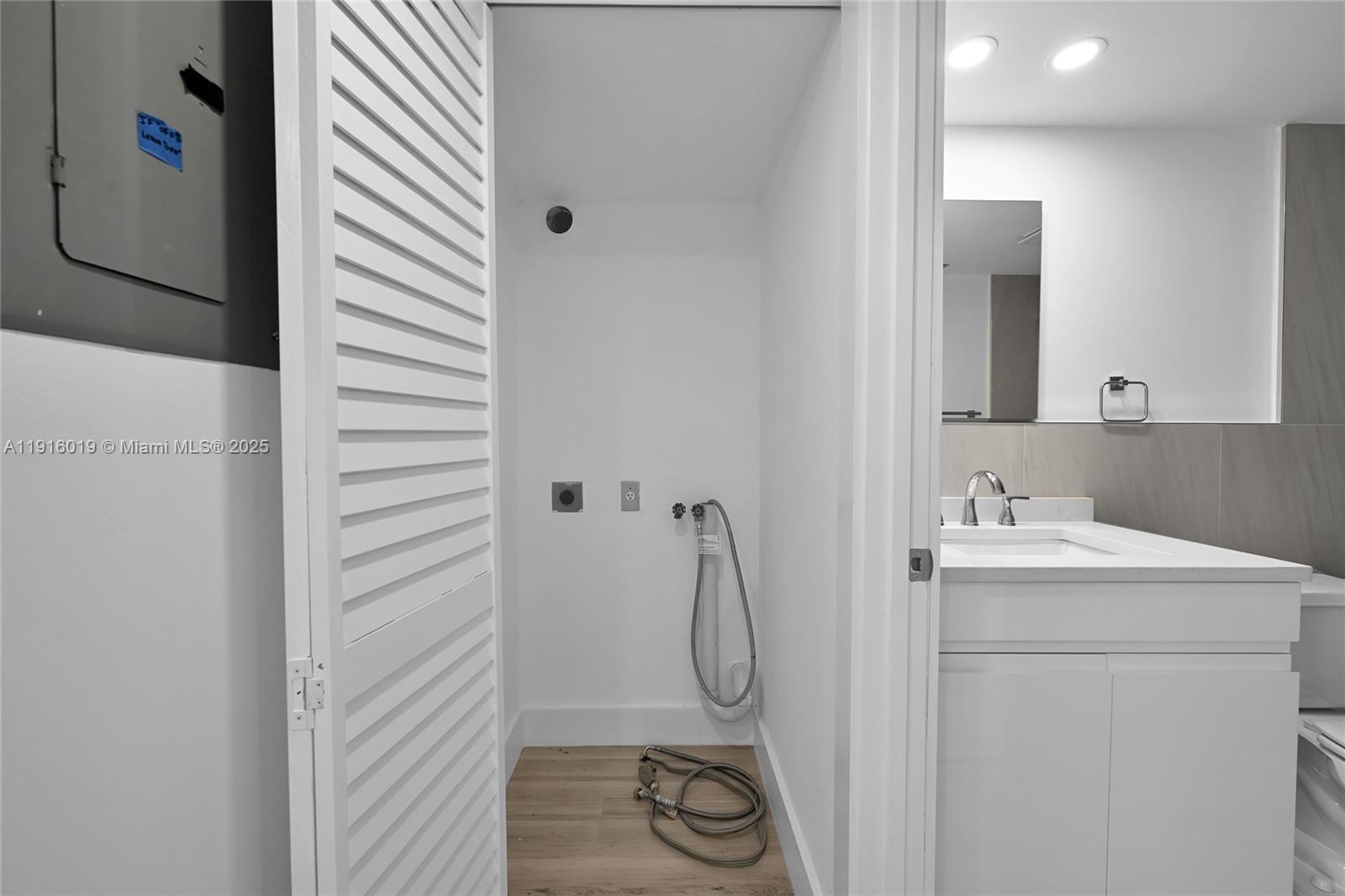 ANDROS VILLAGE C CONDO - Residential