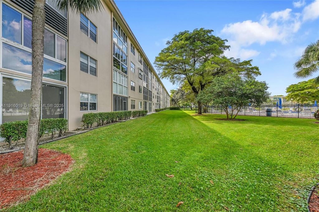 Photo of 1703 Andros Isle #G2, Coconut Creek, FL 33066 (MLS # A11916019)