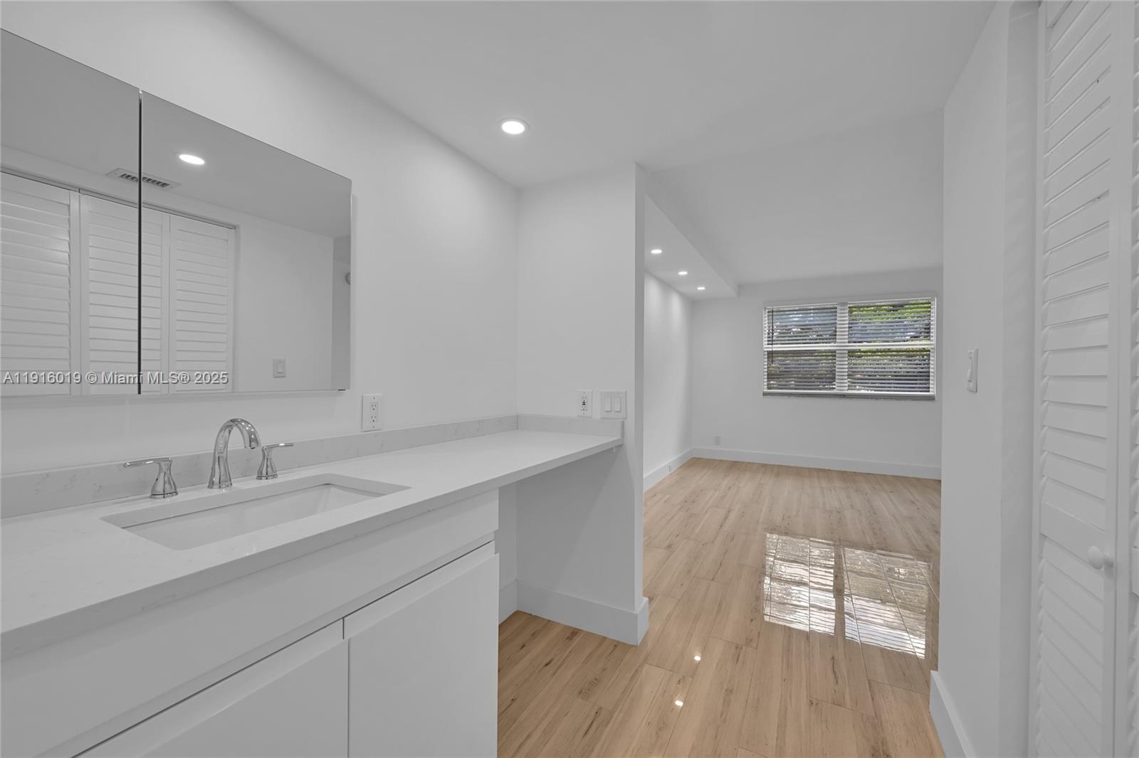 ANDROS VILLAGE C CONDO - Residential