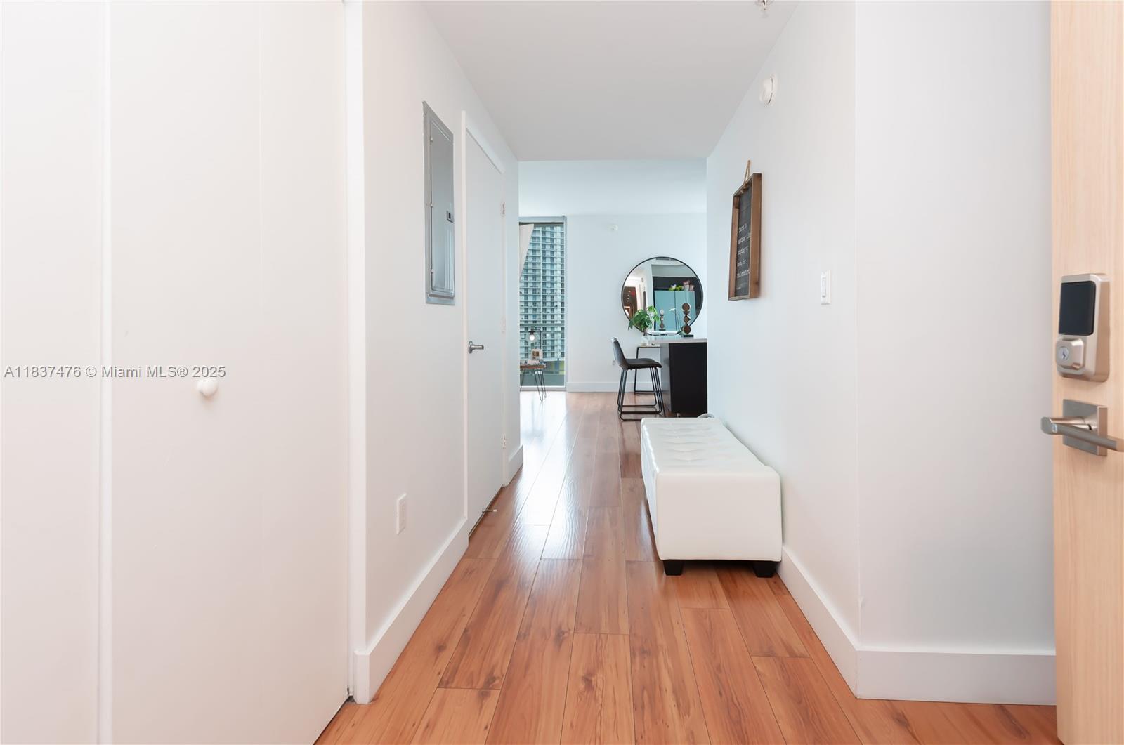 IVY CONDO - Residential