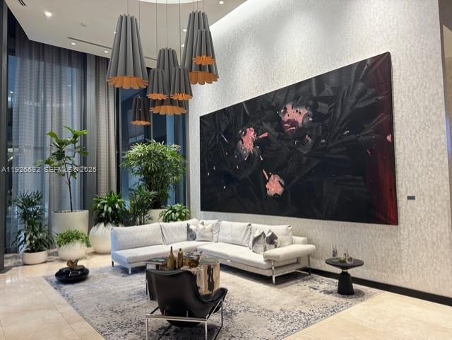 BRICKELL HEIGHTS EAST CON - Residential Lease