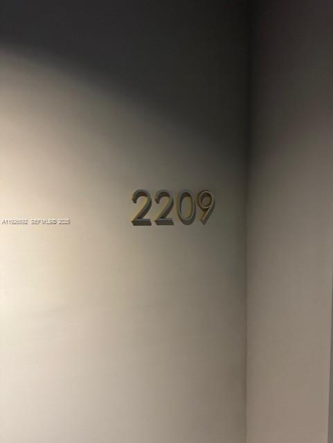 BRICKELL HEIGHTS EAST CON - Residential Lease