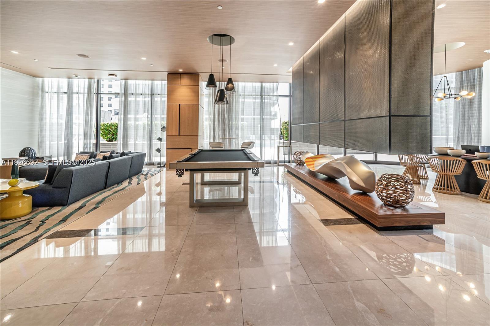 BRICKELL HEIGHTS EAST CON - Residential Lease