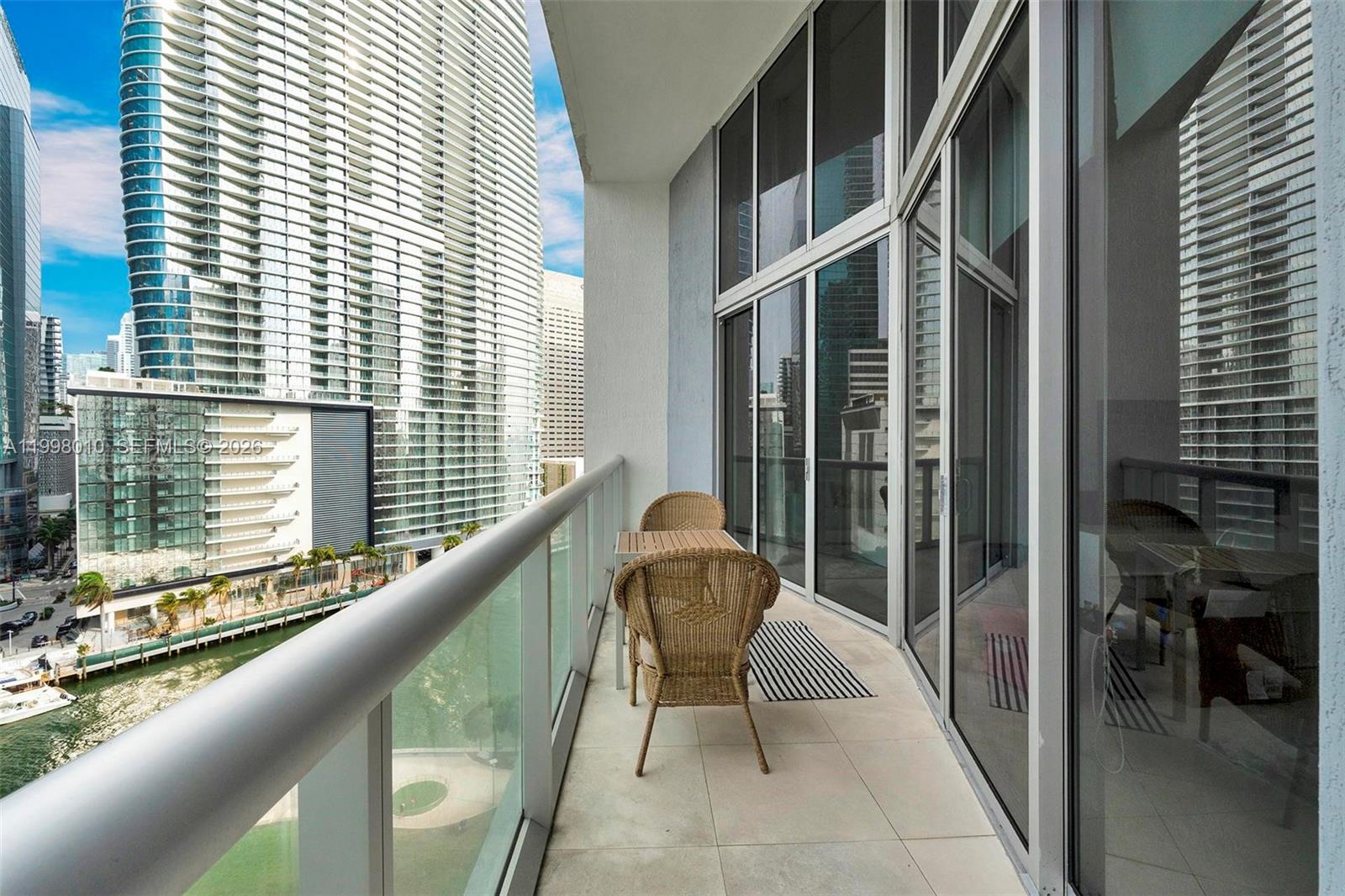ICONBRICKELL CONDO NO 1 - Residential
