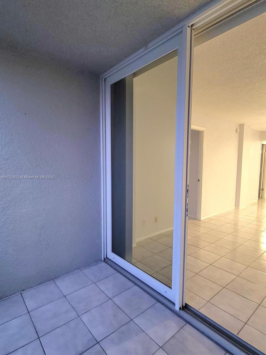 ROYAL PARK CONDO - Residential