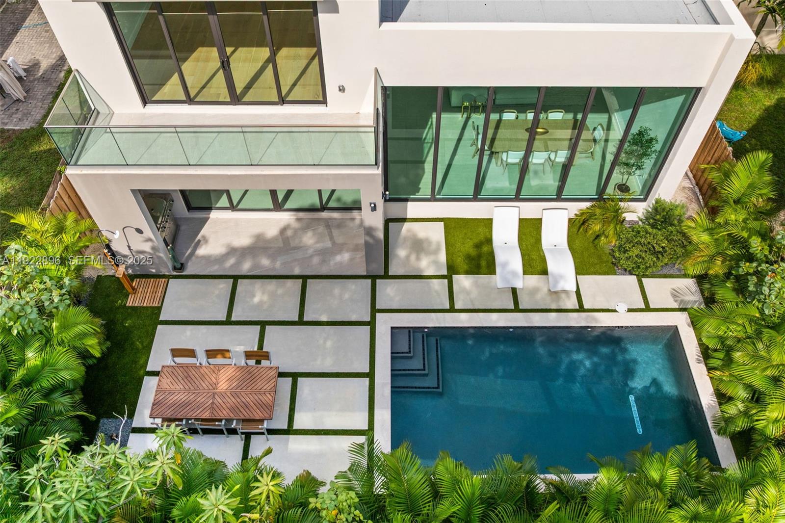 PULLMAN PK - Residential