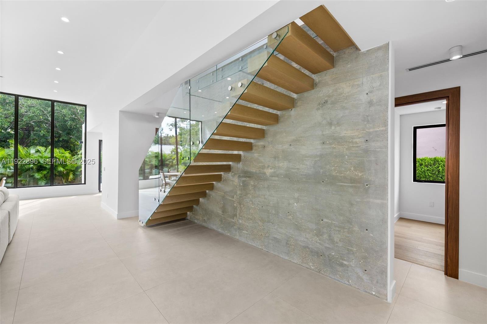 PULLMAN PK - Residential